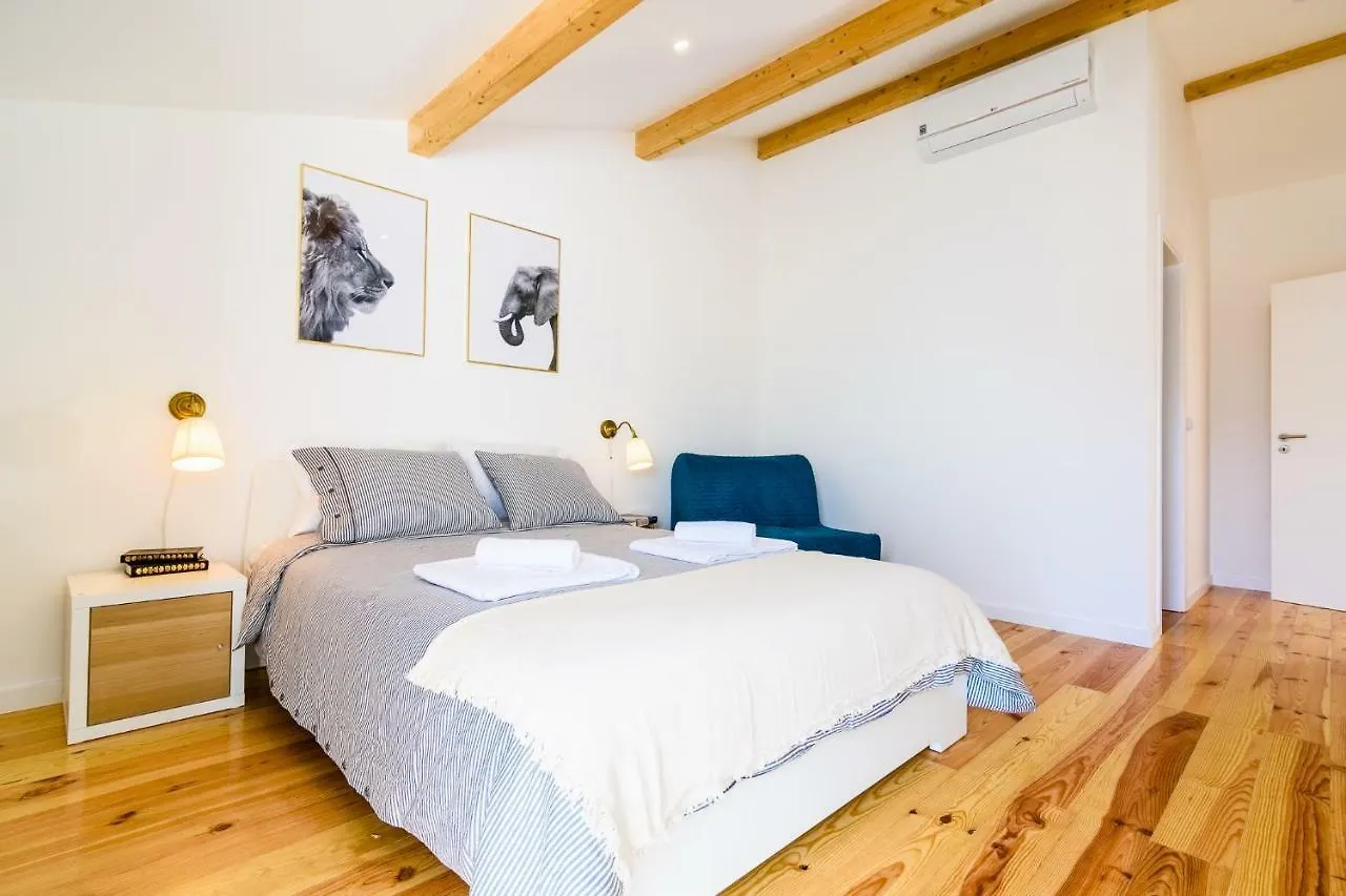 Pensjonat In2Lisbon - Kionga Suites